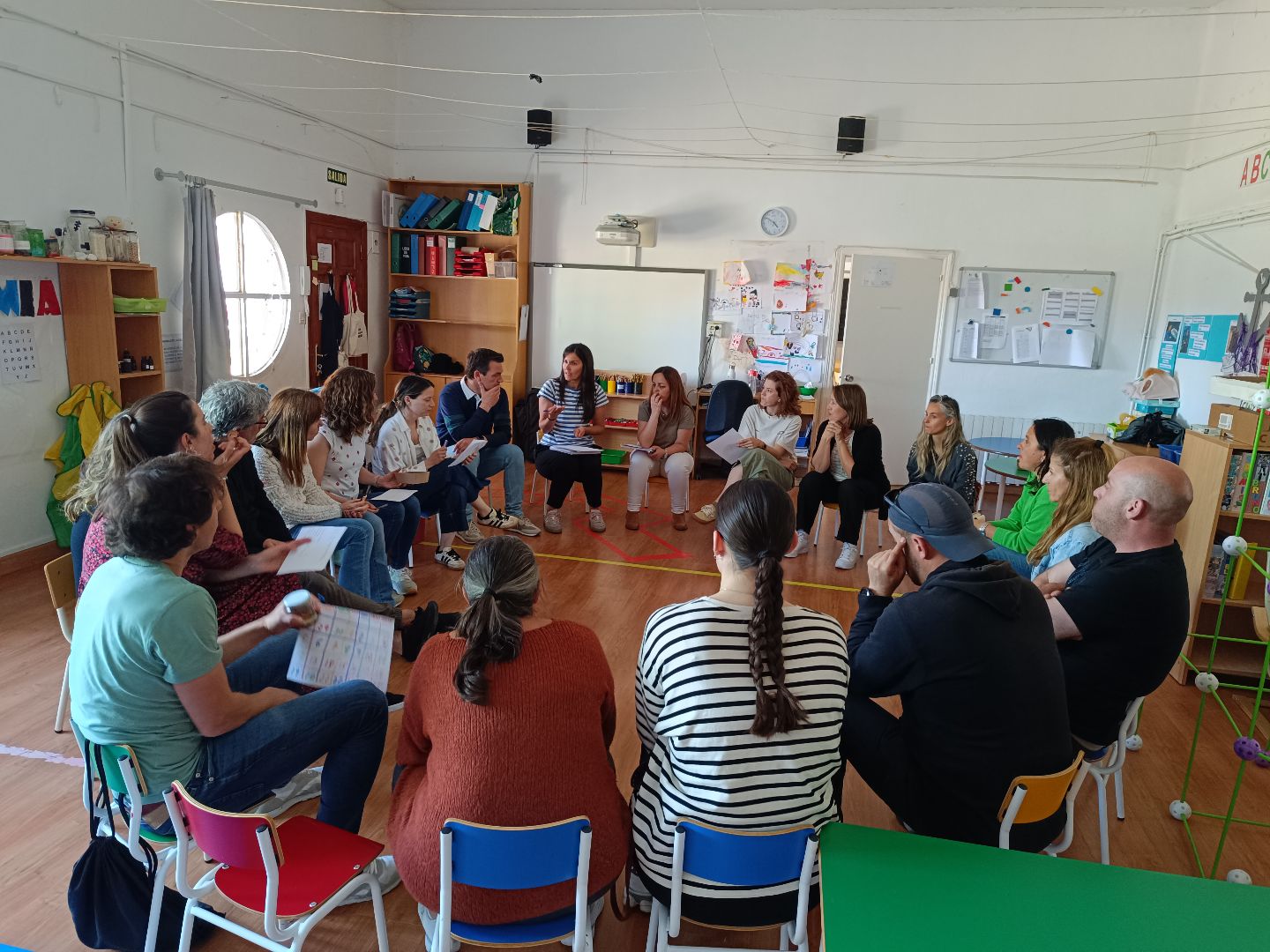 02. FAMILIAS EN EL AULA INFANTIL